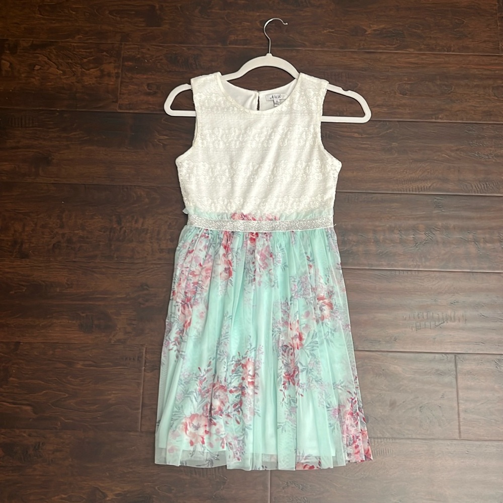 Adorable girls A.U.W dress